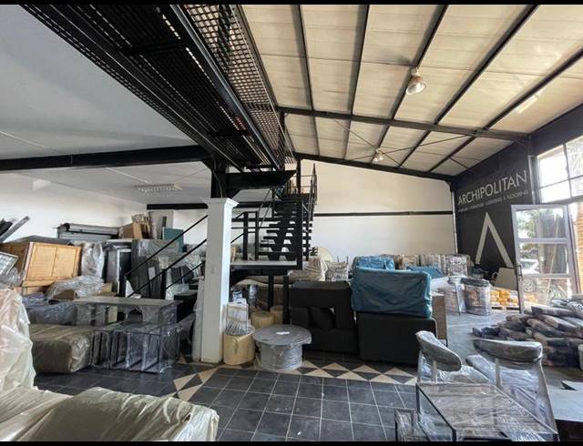 BUSINESS PROPERTY TO RENT IN LOUWLARDIA